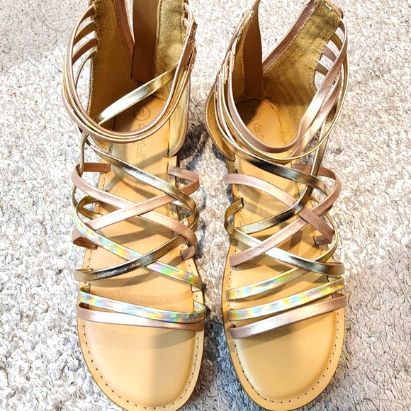 Cat & Jack Girls' Dion Zipper Metallic Ankle Strap Sandals Rose Gold - Picture 1 of 6